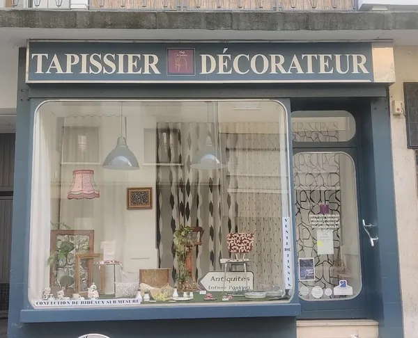 L'étoffe du confident — Tapissiers à Annecy